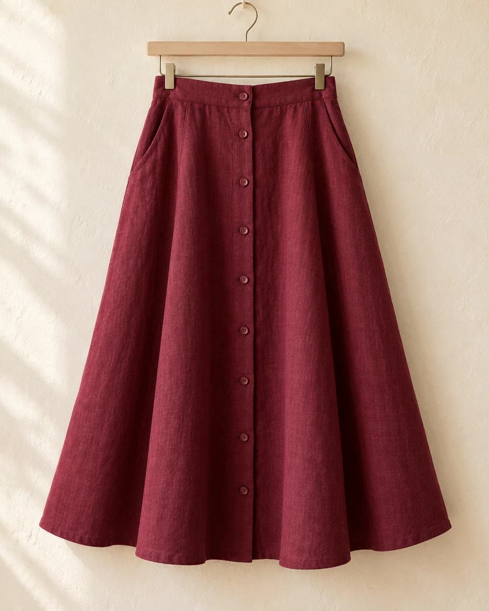 Jupe midi rouge, visuel d’inspiration généré